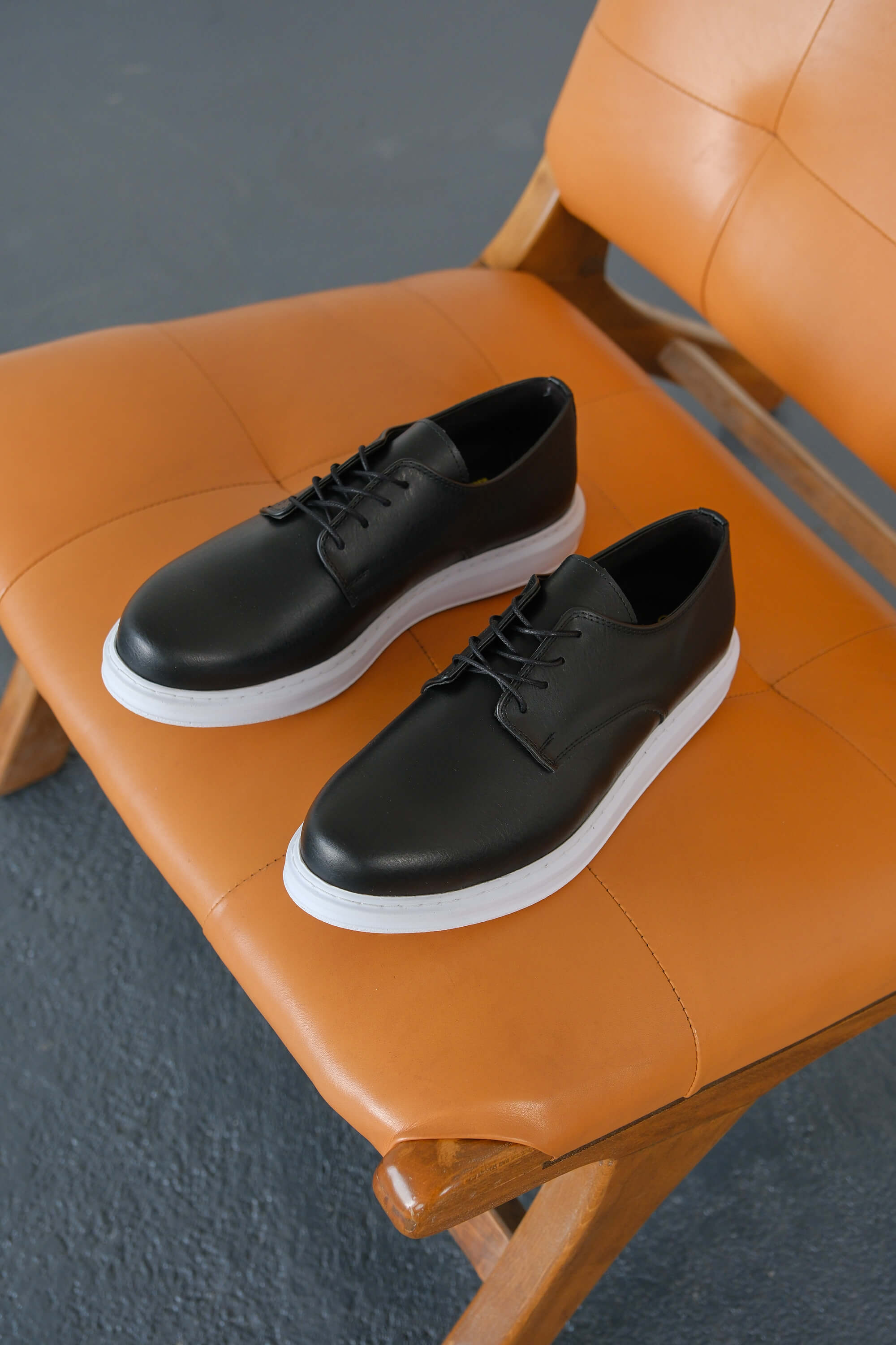 MN003 - CBT Pelle Classica Erkek Ayakkabı SIYAH