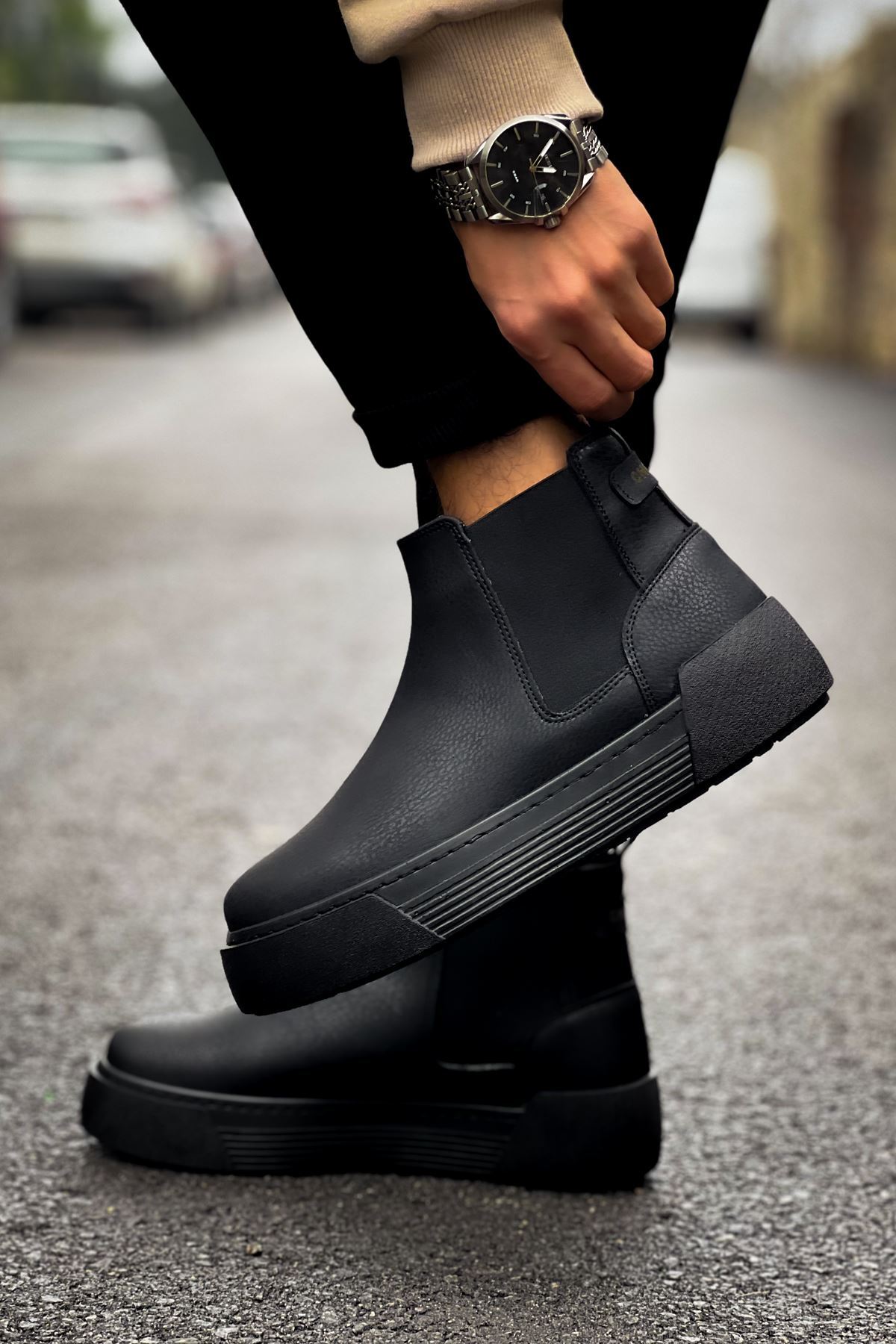 MN069 - CRT Harmany Erkek Bot SIYAH