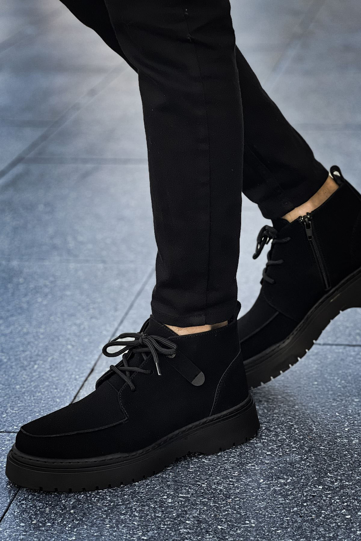 MN213 - SST Bryggen Erkek Bot SIYAH