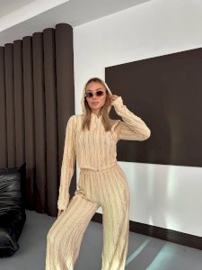 Fermuarlı Kapşonlu Parmak Geçme Detaylı Takım (Gagari Kumaş)